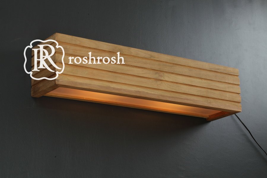 Budapest Teak Wall Lamp
